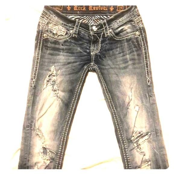 Rock Revival Jeans - Picture 1 of 3